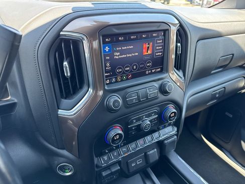 Used 2021 Chevrolet Silverado 3500 High Country w/ Z71 Off-Road Package AWD/4WD image 10