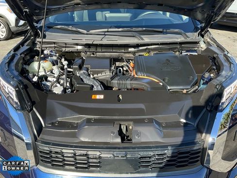 Used 2023 Mitsubishi Outlander SE image 11