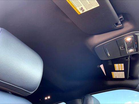 Certified 2024 Ford F150 Lariat w/ FX4 Off-Road Package image 13