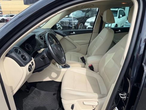 Used 2014 Volkswagen Tiguan S FWD image 37