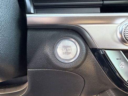 New 2025 Kia Telluride EX w/ EX Captain's Chair Package image 30