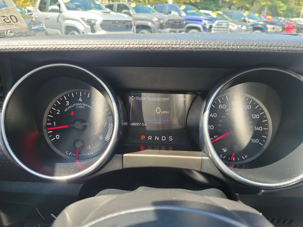 Used 2018 Ford Mustang Premium w/ Ecoboost Performance Package RWD image 30