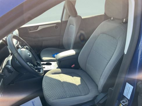Used 2022 Ford Escape SE w/ Cold Weather Package AWD/4WD image 12