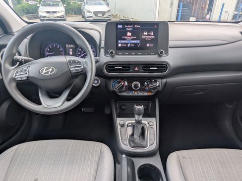 Used 2023 Hyundai Kona SEL AWD/4WD image 10