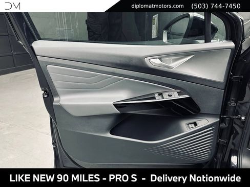Used 2024 Volkswagen ID.4 Pro S AWD/4WD image 24