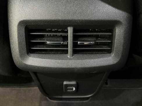 Used 2022 Chevrolet Equinox LT AWD/4WD image 12