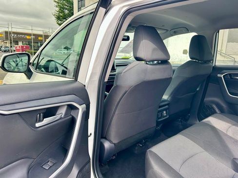 Certified 2024 Toyota RAV4 XLE FWD image 11