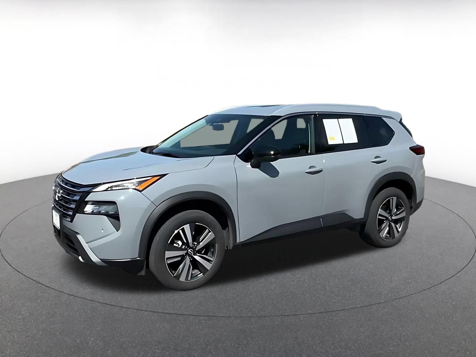 Used 2026 Nissan Rogue SL FWD image 7