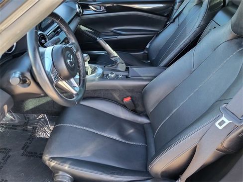 Used 2022 MAZDA MX-5 Miata RF Grand Touring image 6