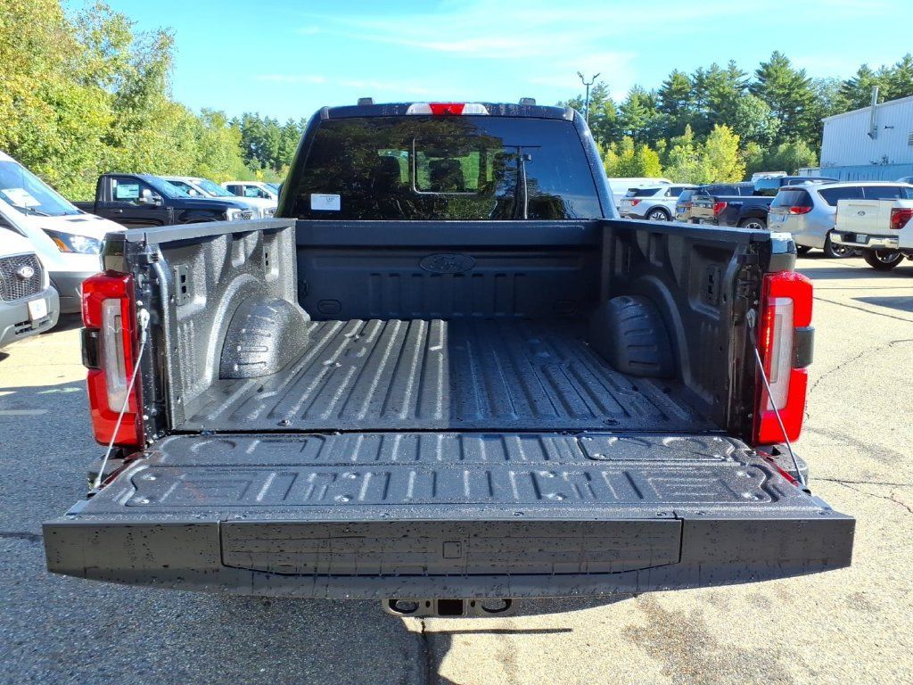 New 2026 Ford F250 Platinum w/ FX4 Off-Road Package AWD/4WD image 8
