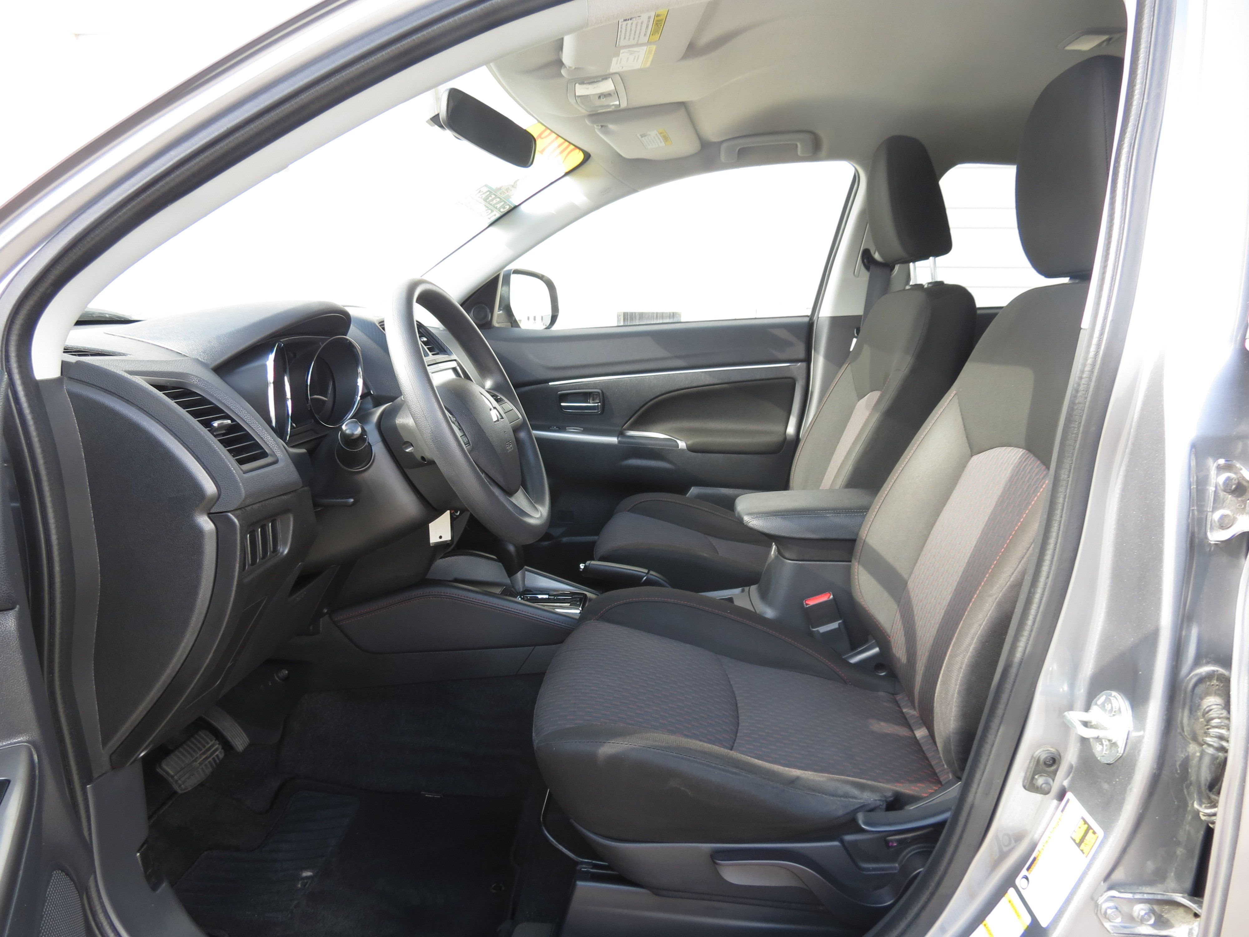 Used 2019 Mitsubishi Outlander Sport ES FWD image 23