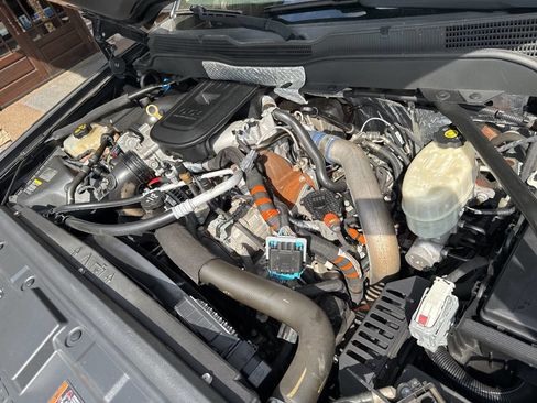 Used 2015 Chevrolet Silverado 3500 LTZ w/ Duramax Plus Package image 32