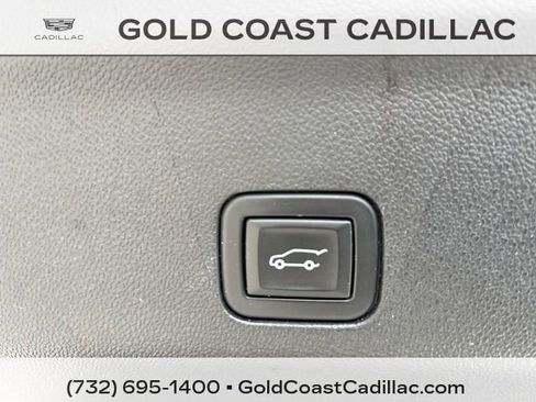 Certified 2024 Cadillac Escalade ESV Premium Luxury AWD/4WD image 16