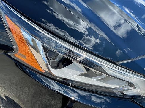 Used 2022 Nissan Altima 2.5 SV w/ SV Premium Package image 27