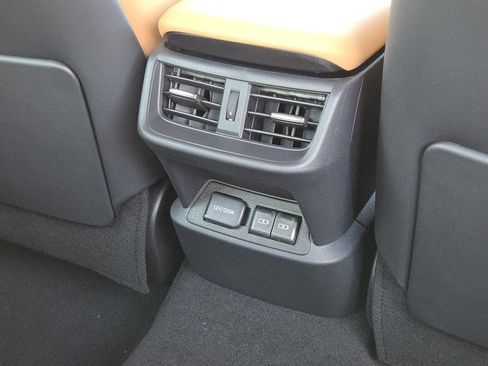 Used 2025 Lexus ES 350 Ultra Luxury FWD image 34