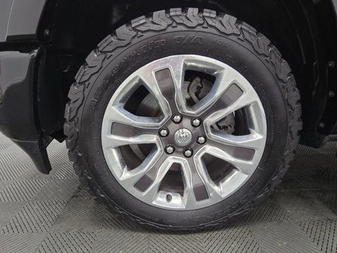 Used 2022 RAM 1500 Limited w/ Body Color Bumper Group image 47