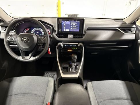 Used 2024 Toyota RAV4 LE FWD image 10