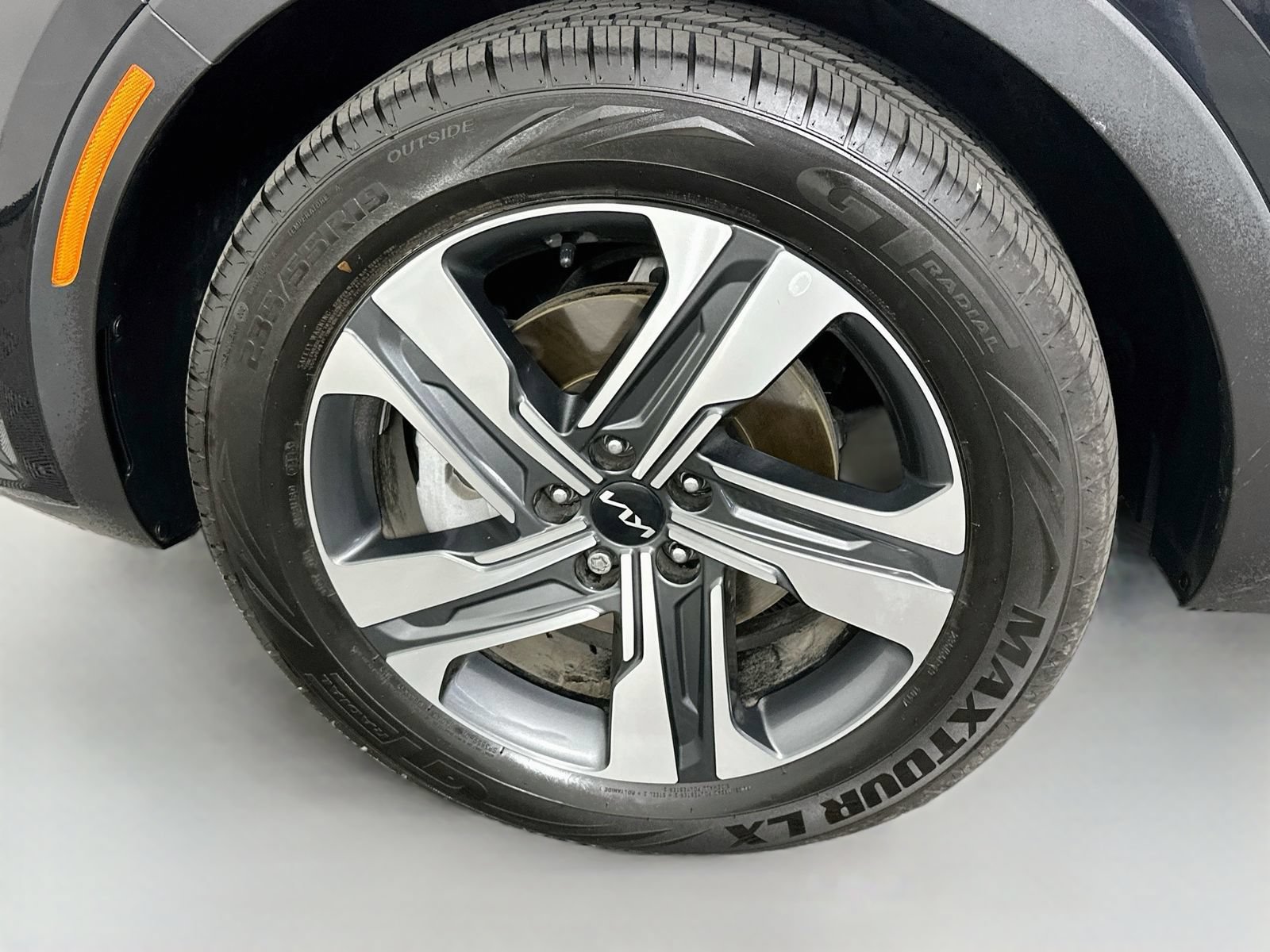 Used 2023 Kia Sorento EX AWD/4WD image 32