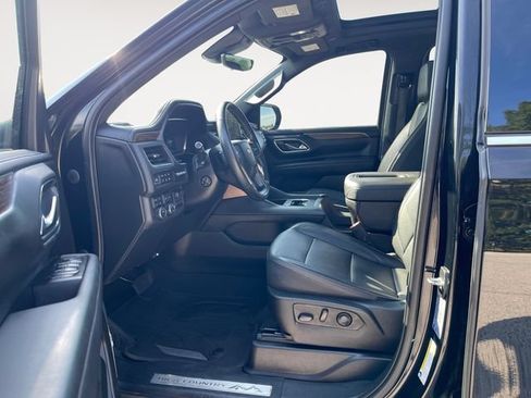 Used 2023 Chevrolet Suburban High Country w/ Max Trailering Package AWD/4WD image 9