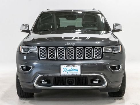 Used 2017 Jeep Grand Cherokee Overland w/ Jeep Active Safety Group image 5