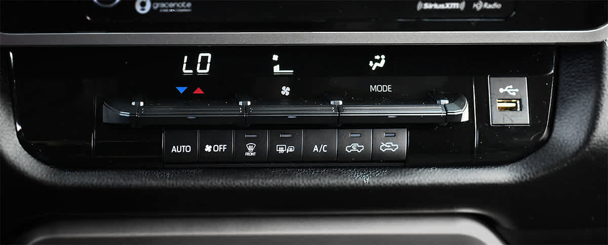 Used 2022 Toyota Tundra SR5 AWD/4WD image 19
