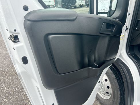 Used 2023 RAM ProMaster 1500 w/ Driver Convenience Group FWD image 17