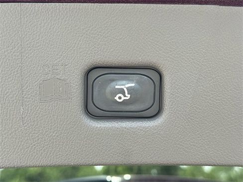 Used 2022 Lincoln Nautilus FWD image 13