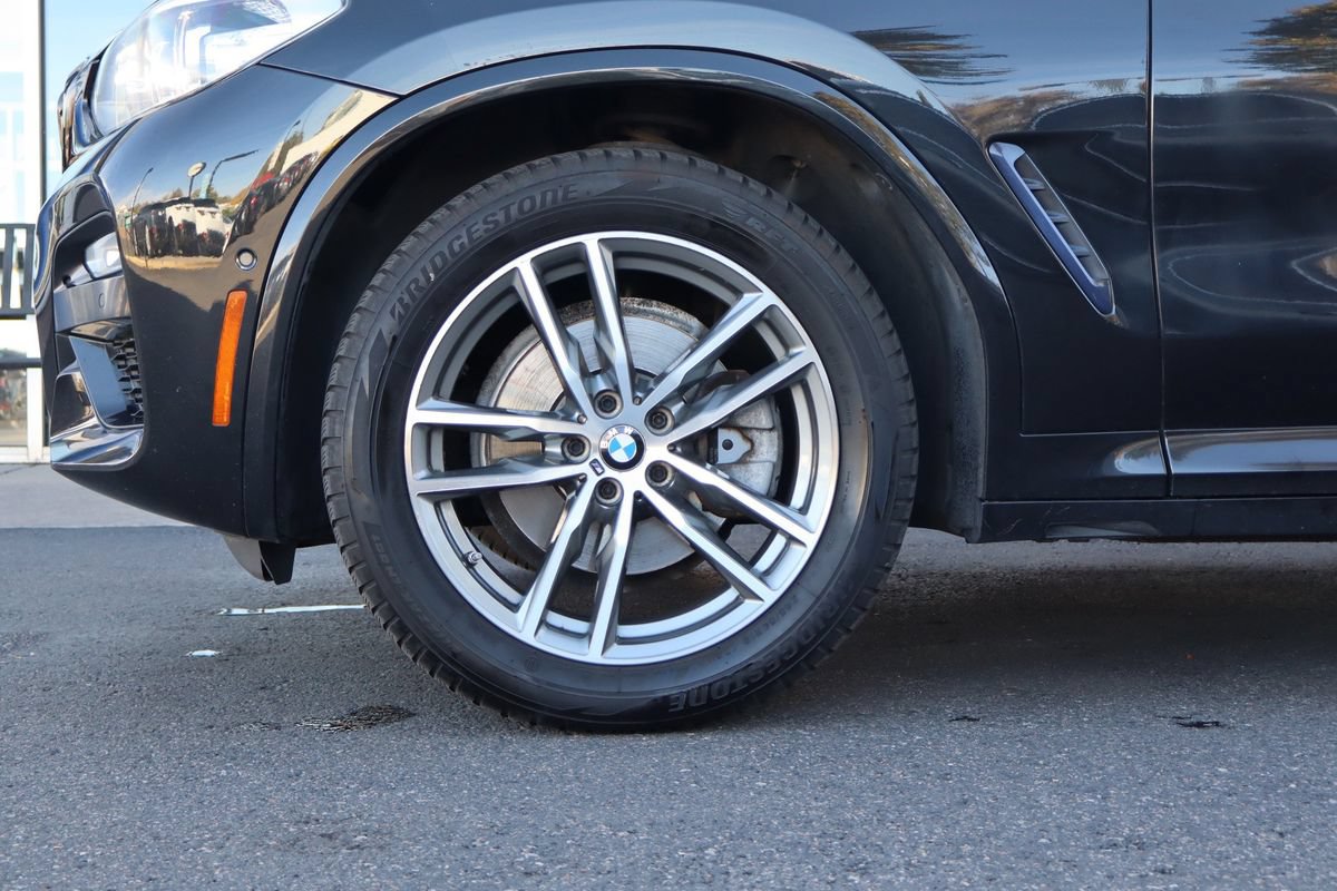 Used 2019 BMW X4 xDrive30i w/ M Sport Package AWD/4WD image 28
