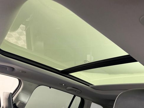 Used 2023 Jeep Grand Cherokee 4WD 4xe w/ Luxury Tech Group II image 23