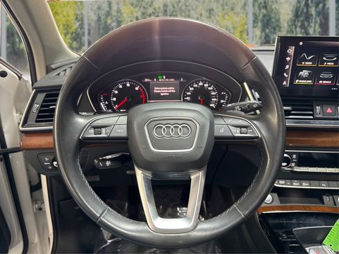 Used 2022 Audi Q5 2.0T Premium w/ Convenience Package AWD/4WD image 16