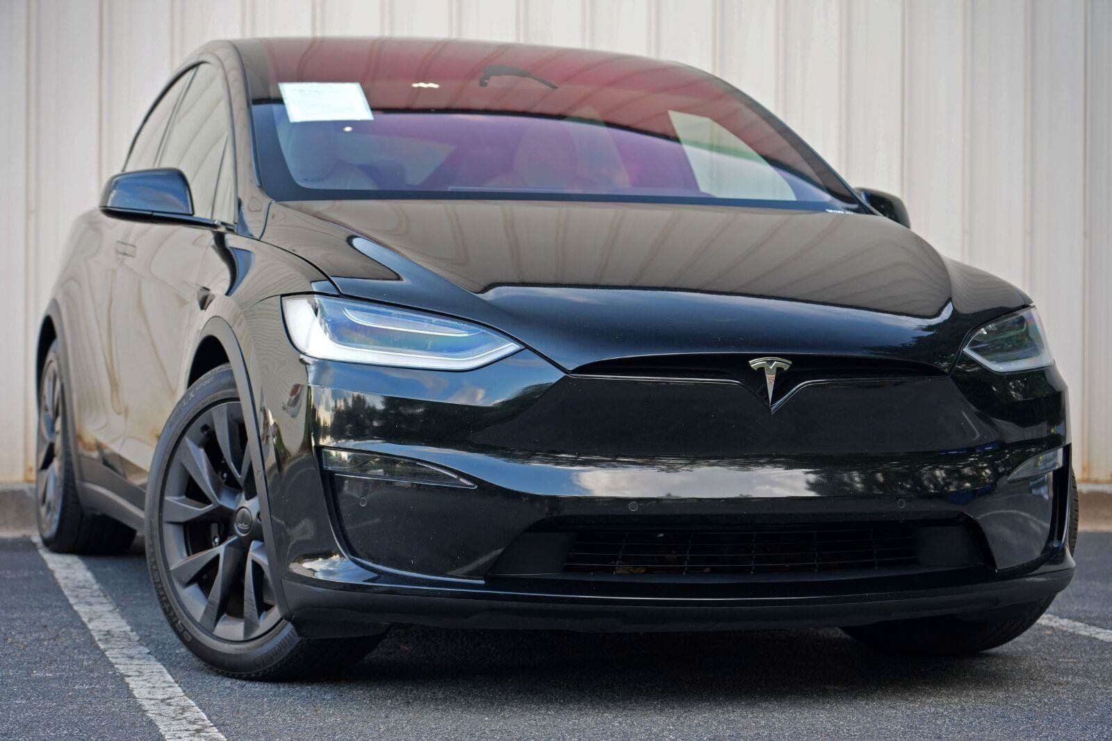 Used 2023 Tesla Model X AWD/4WD image 3