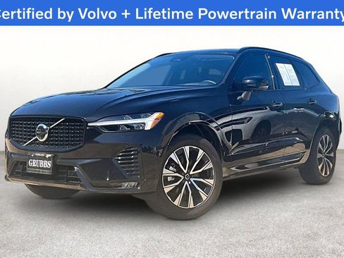 Used 2025 Volvo XC60 B5 Plus AWD/4WD image 15