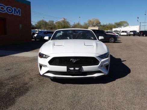 Used 2020 Ford Mustang Premium image 9
