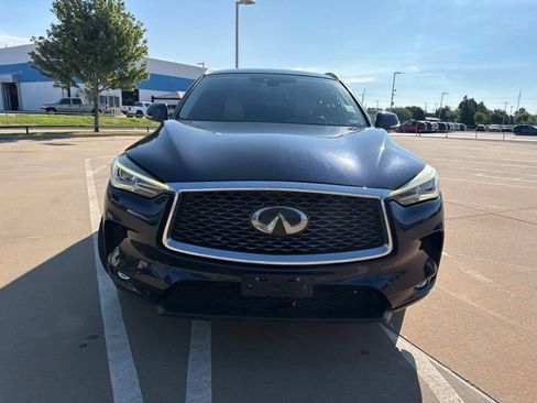 Used 2019 INFINITI QX50 Luxe w/ Navigation Package FWD image 6