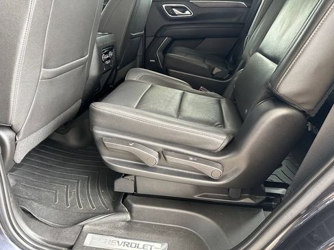 Used 2022 Chevrolet Tahoe LT w/ Luxury Package RWD image 33