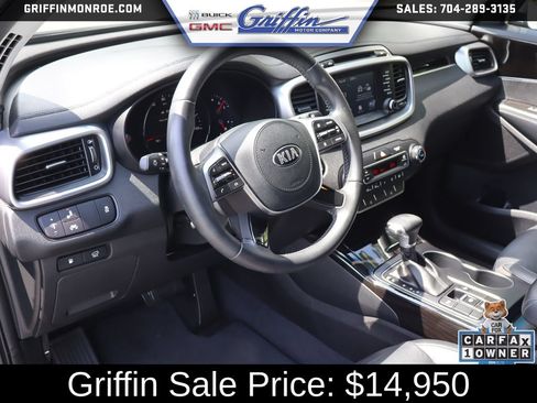 Used 2019 Kia Sorento EX FWD image 14