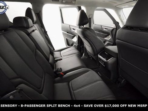 Used 2025 INFINITI QX80 Sensory image 12