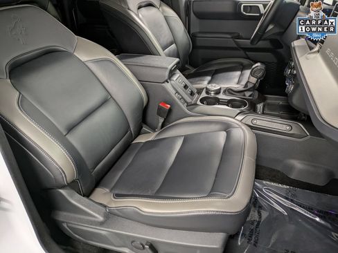 Used 2025 Ford Bronco Outer Banks AWD/4WD image 31