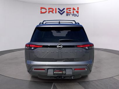 New 2026 Nissan Pathfinder Platinum