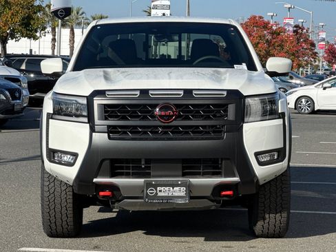 New 2026 Nissan Frontier PRO-4X w/ Pro-4x Convenience Package image 6