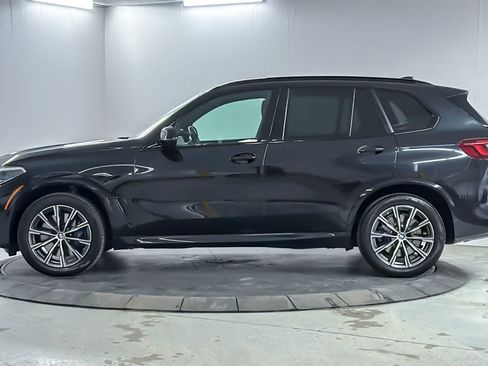 Used 2022 BMW X5 M50i w/ Executive Package AWD/4WD image 5