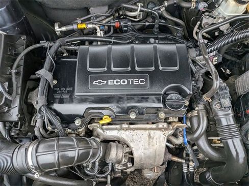 Used 2014 Chevrolet Cruze LT image 28