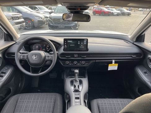 New 2026 Honda HR-V LX image 6