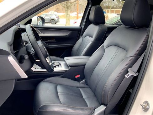 Used 2024 MAZDA CX-90 Plug-In Hybrid w/ Premium Pkg image 9