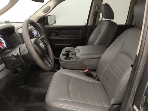 Used 2019 RAM 1500 Tradesman RWD image 17