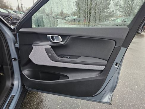 Used 2021 Polestar Polestar 2 image 10