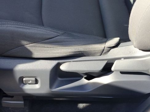 Used 2024 Toyota Tacoma SR image 18