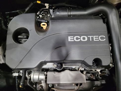 Used 2021 Chevrolet Equinox Premier FWD image 30