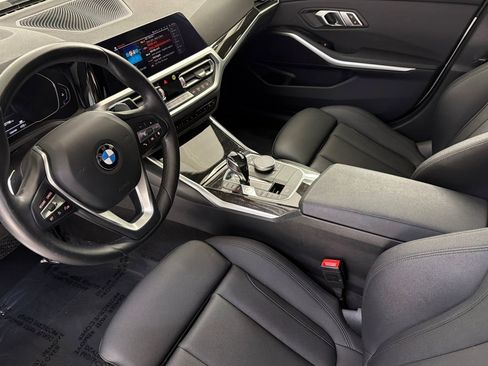 Used 2021 BMW 330i Sedan w/ Driving Assistance Package RWD image 4