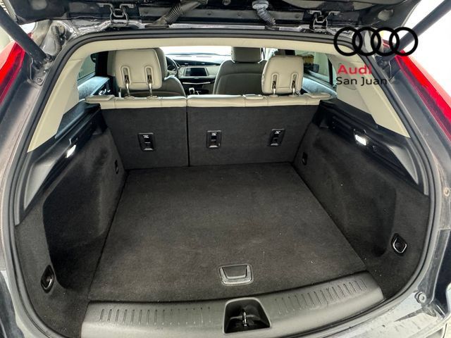 Used 2023 Cadillac XT4 Luxury FWD image 13